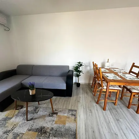 La Playa 1bdr Apartment *